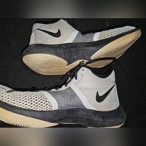 Nike Air Precision II Sneakers Men's 8 Black White